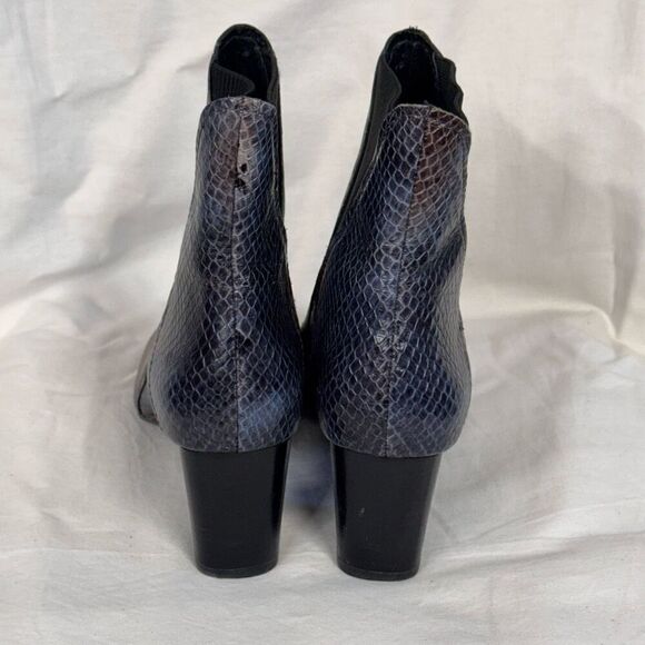 Donald J. Pliner Austin Leather Snake Print ankle boot sz 6 heeled python - Picture 3 of 7